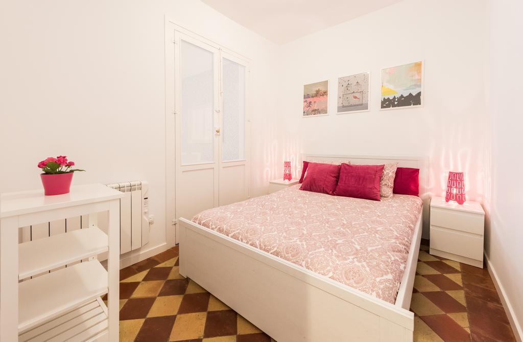 Plaza Mayor Apartment Madrid Exterior photo