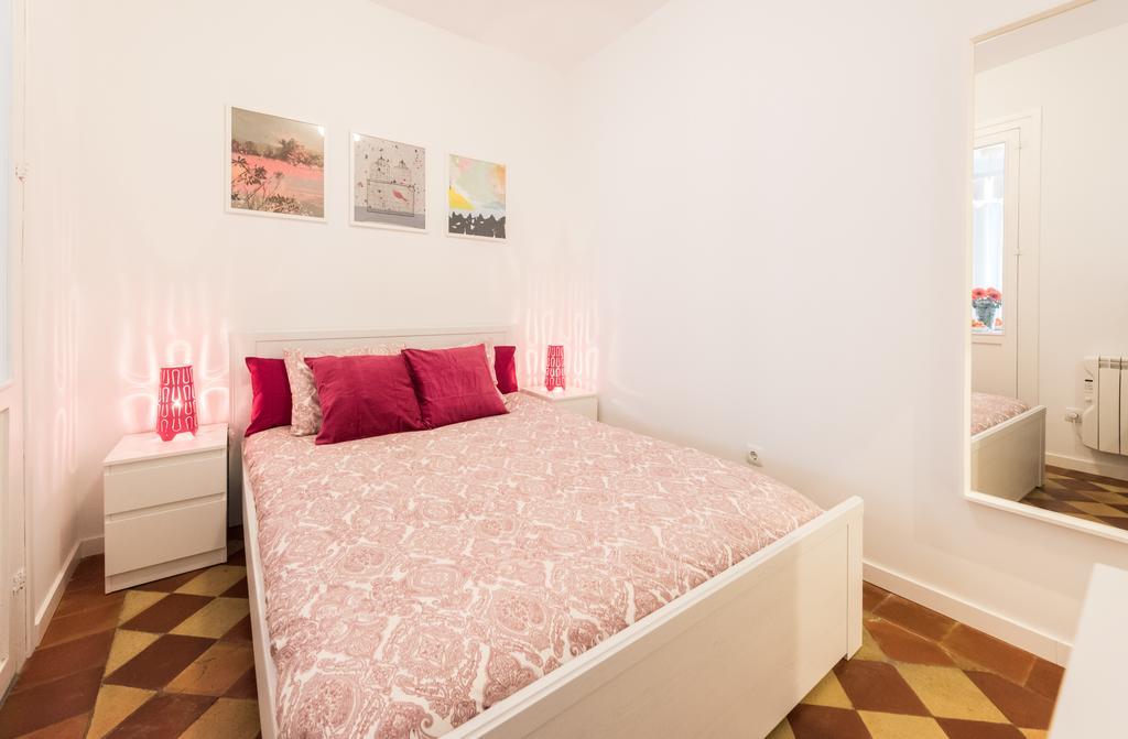 Plaza Mayor Apartment Madrid Exterior photo